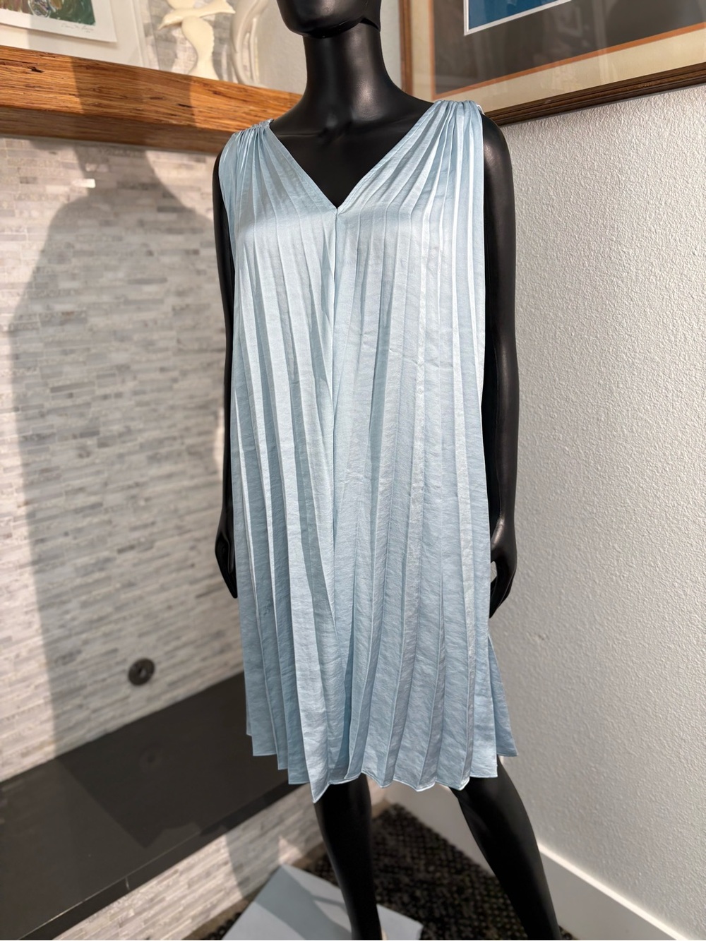 A:Glow Maternity knife-pleated dress